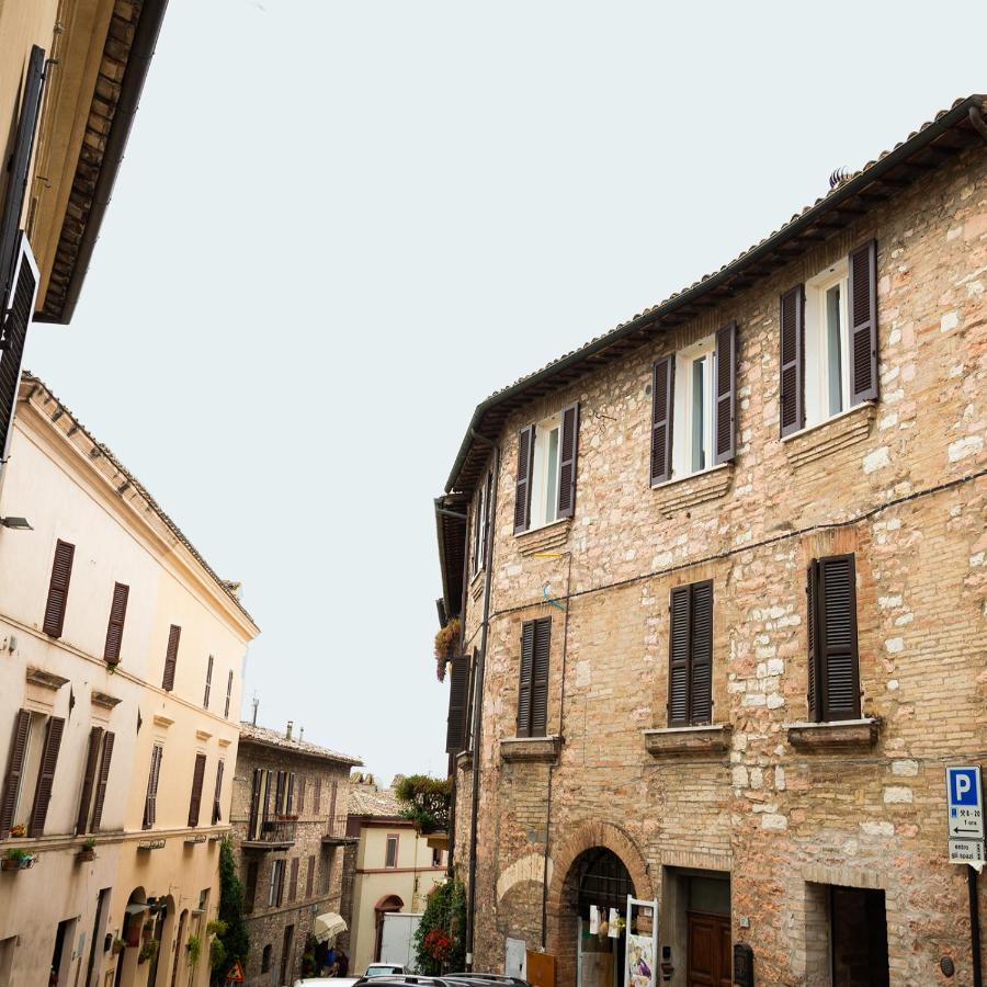 Colonia Iulia Appartement Spello Buitenkant foto